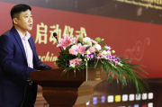 “机器人比赛竞走、打高尔夫 软银机器人杯技能大赛召开”